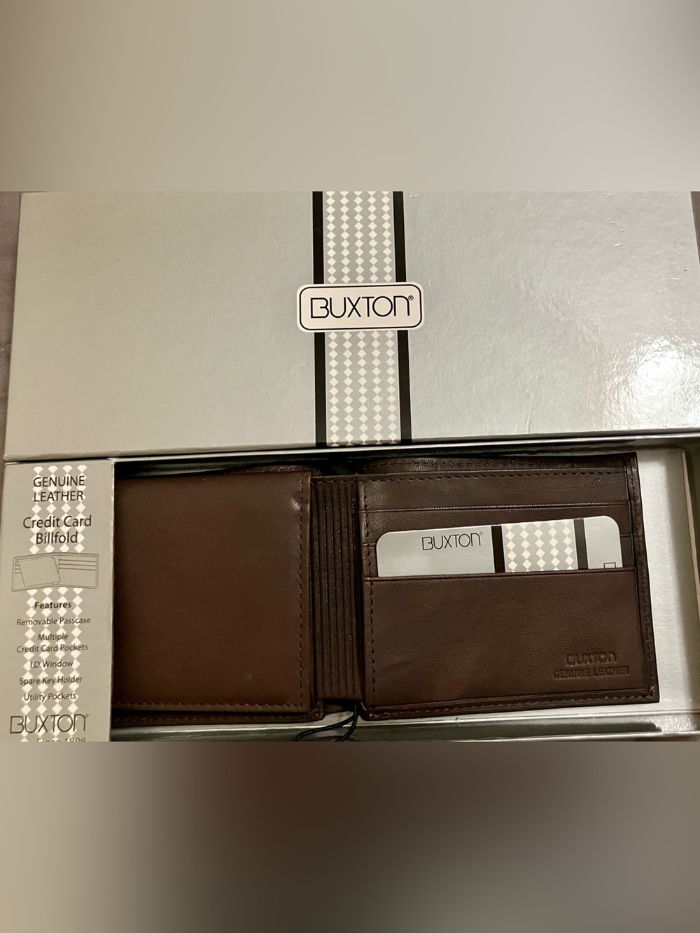 NIB Men's Buxton Bi-Fold Wallet In Brown Genuine Leather